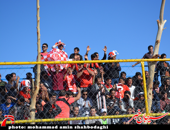 گل گهر و پرسپولیس9